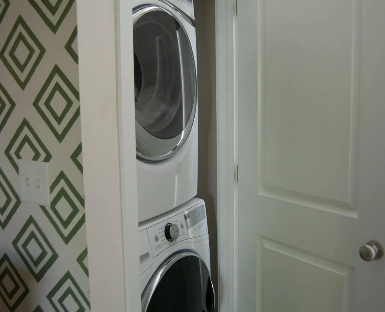 Modern Townhouse - 1 Min To Uptown Clt - Walk To Restaurants Villa Charlotte Verenigde Staten